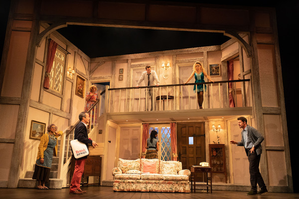 Photo Flash: First Look at NOISES OFF at the Lyric Hammersmith Theatre Image