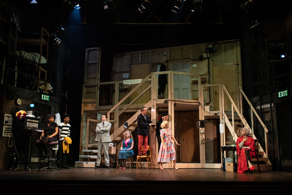 Photo Flash: First Look at NOISES OFF at the Lyric Hammersmith Theatre Image