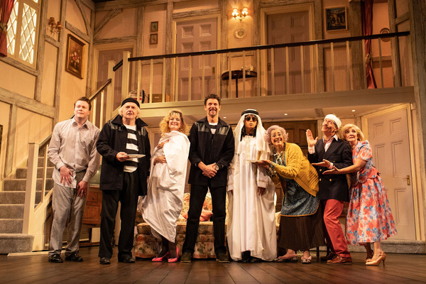 Photo Flash: First Look at NOISES OFF at the Lyric Hammersmith Theatre 