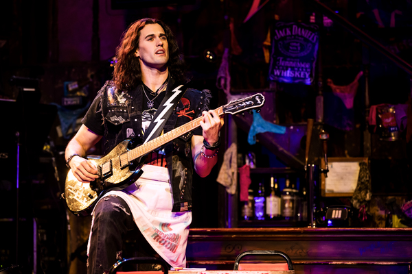 Photo Flash: ROCK OF AGES Brings the Jam Back to the Stage Image