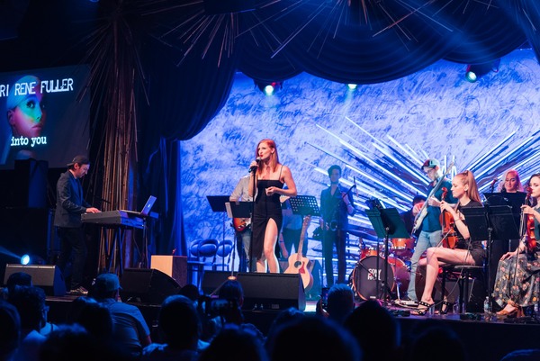 Photo Flash: Check Out Pictures From BROADWAY SINGS ARIANA GRANDE Image
