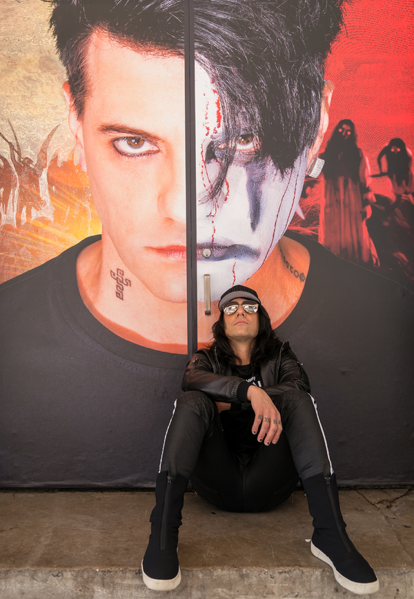 Photo Flash: Magician Criss Angel Begins His Broadway Residency! Image