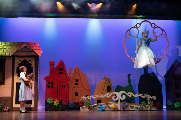 Photo Coverage: First look at MTVarts' THE WIZARD OF OZ Image