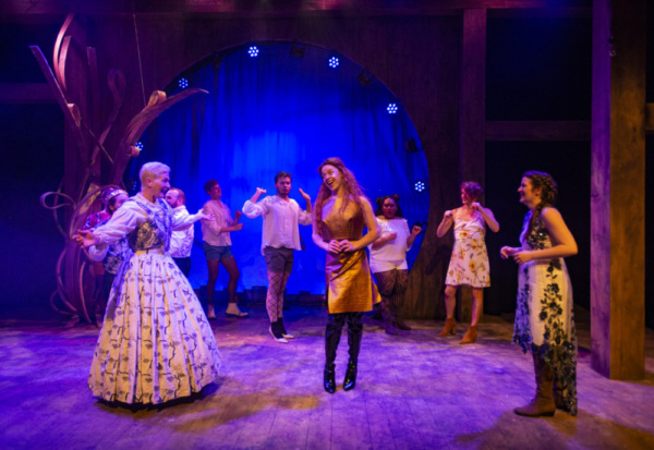 Photo Flash: First Look at Kokandy's HEAD OVER HEELS Image
