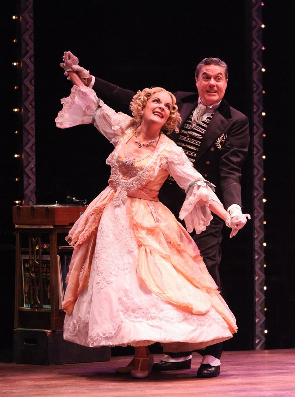 Photo Flash: THE DROWSY CHAPERONE At Broadway Music Circus Image