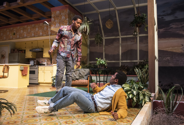 Photo Flash: First Look at Steppenwolf's TRUE WEST Image