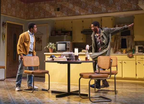 Photo Flash: First Look at Steppenwolf's TRUE WEST Image