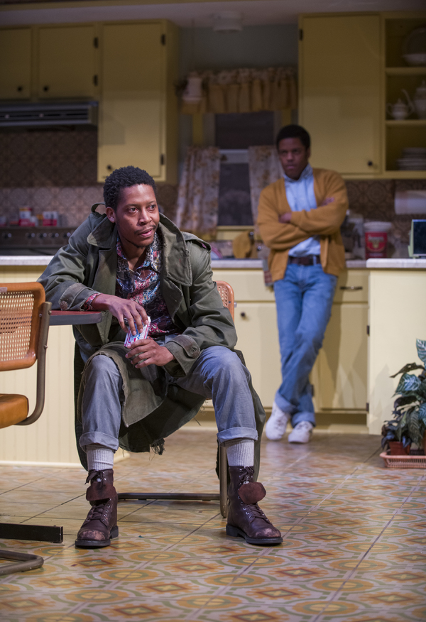 Photo Flash: First Look at Steppenwolf's TRUE WEST Image