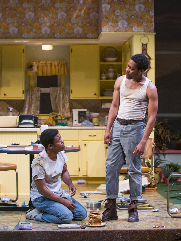 Photo Flash: First Look at Steppenwolf's TRUE WEST Image