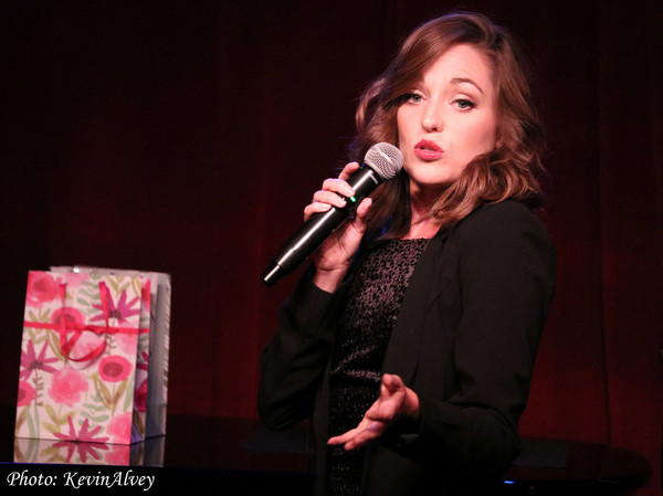 Photo Flash: Laura Osnes Returns To The Birdland Stage! Image
