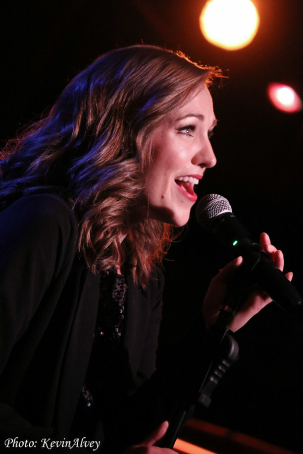 Photo Flash: Laura Osnes Returns To The Birdland Stage! Image