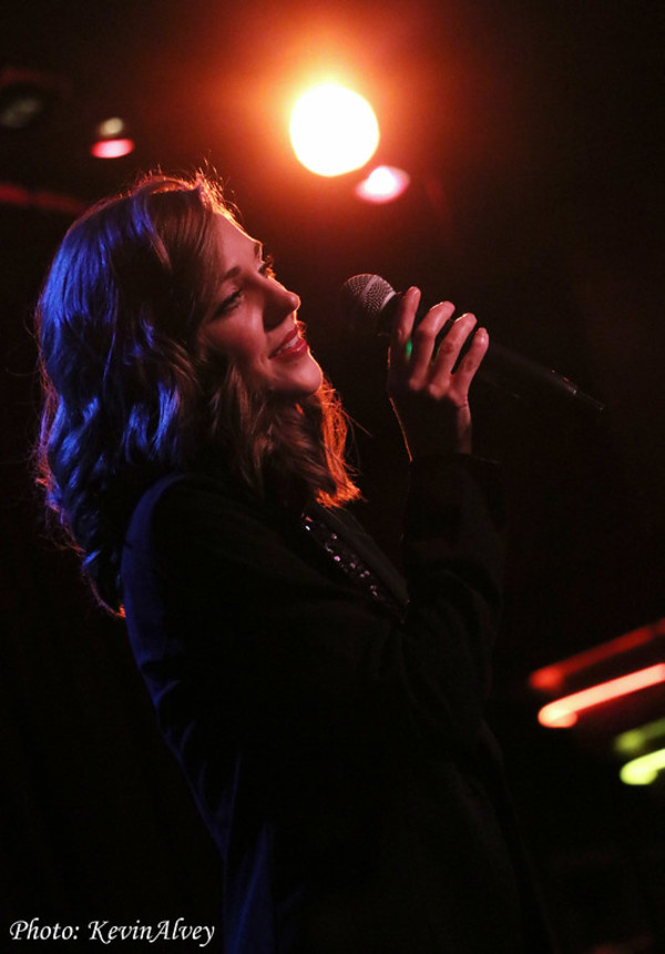Photo Flash: Laura Osnes Returns To The Birdland Stage! Image
