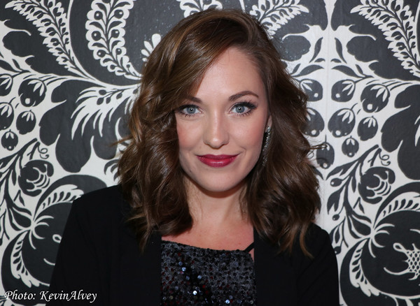 Photo Flash: Laura Osnes Returns To The Birdland Stage! Image