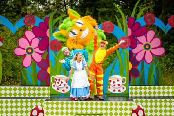 Photo Flash: First Look At Immersion Theatre's Open-Air Tour Of ALICE IN WONDERLAND Image