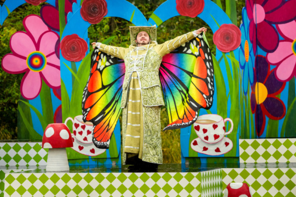 Photo Flash: First Look At Immersion Theatre's Open-Air Tour Of ALICE IN WONDERLAND Image