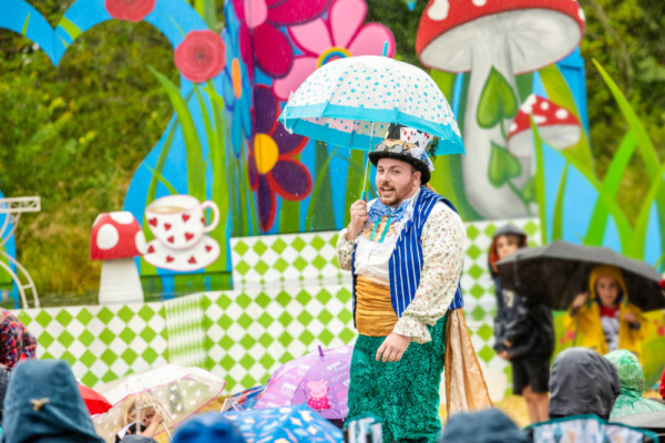 Photo Flash: First Look At Immersion Theatre's Open-Air Tour Of ALICE IN WONDERLAND Image