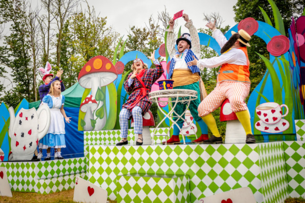 Photo Flash: First Look At Immersion Theatre's Open-Air Tour Of ALICE IN WONDERLAND Image