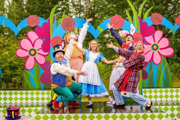 Photo Flash: First Look At Immersion Theatre's Open-Air Tour Of ALICE IN WONDERLAND 