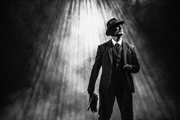 Photo Flash: First Look at THE 39 STEPS at The Barn Theatre Image