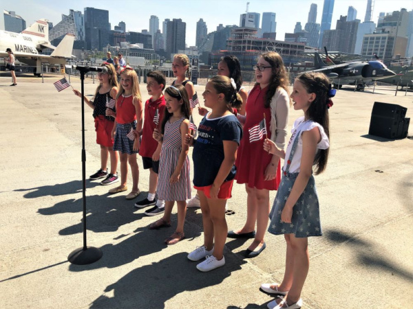 Photo Flash: Grace DeAmicis, Spotlight Kidz Celebrate Independence Day With Performance On The USS Intrepid 