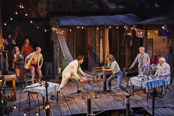 Photo Flash: Clive Owen, Anna Gunn Star in THE NIGHT OF THE IGUANA Image
