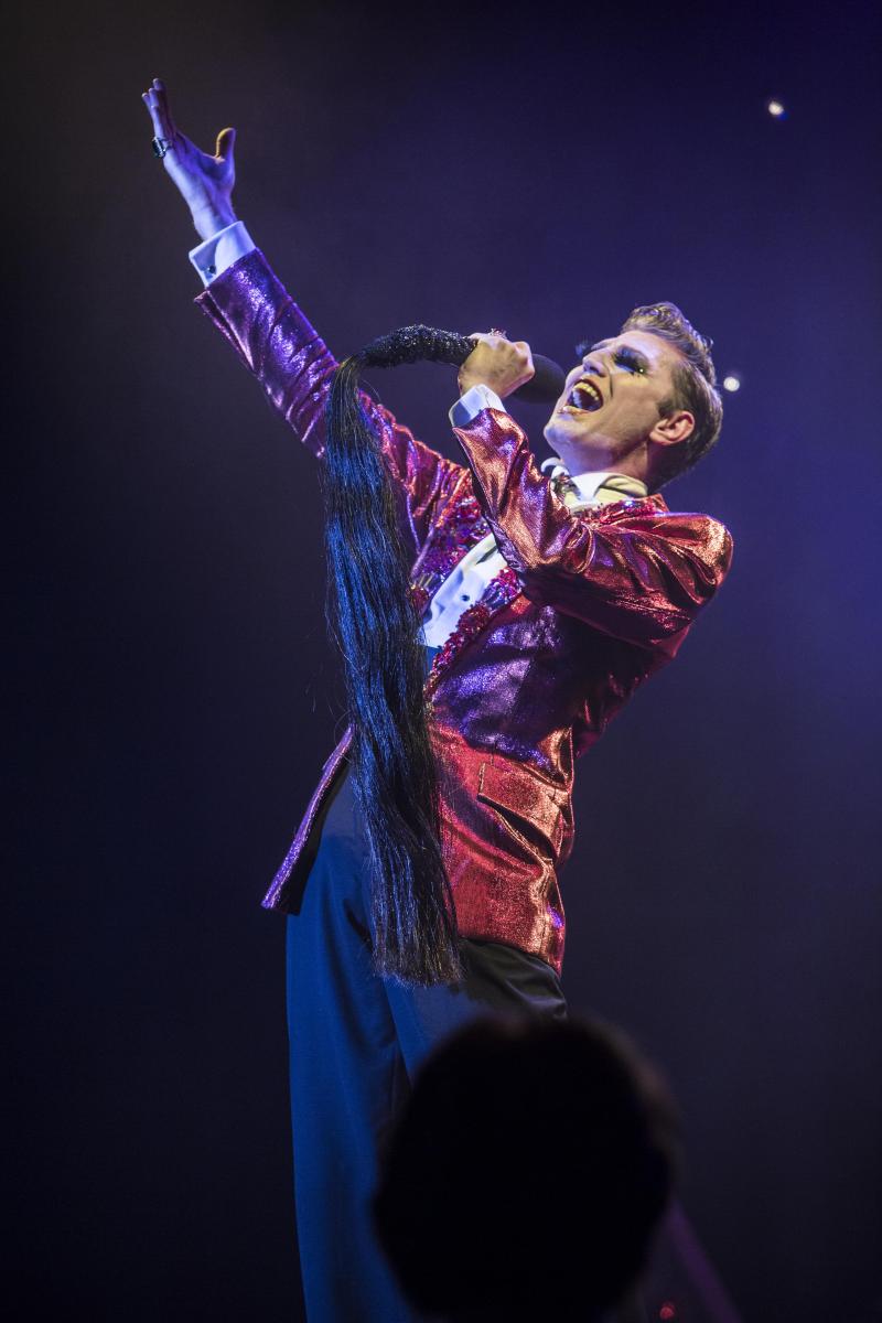 Review: SYDNEY CABARET FESTIVAL: Fun And Intimate, CHEEKY CABARET Is A Classic Cabaret Circus Experience Image