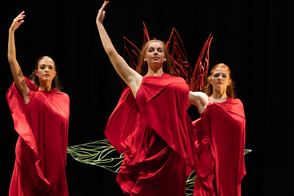 Photo Coverage: Inside New Vision Dance Co.'s FULL BLOOM Image