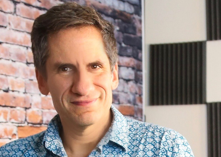 Interview: Seth Rudetsky Talks Deconstructing Broadway, His One-Man Show Playing Tonight at Colorado Springs FAC Image