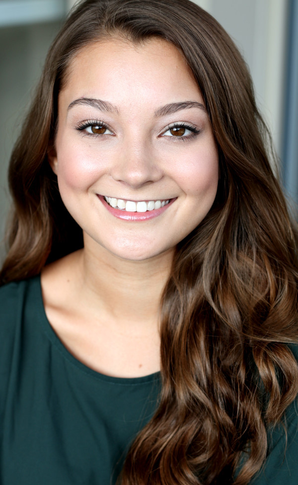 Alyssa Wolf Photo