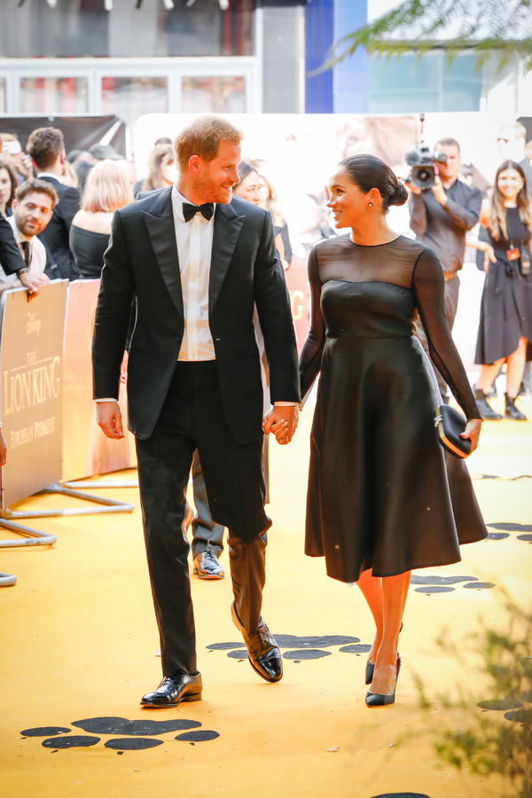 Photo Flash: Beyonce, Elton John Attend European Premiere of THE LION KING Image