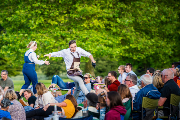 Photo Flash: First Look At Immersion Theatre's Open-Air Tour Of A MIDSUMMER NIGHT'S DREAM  Image