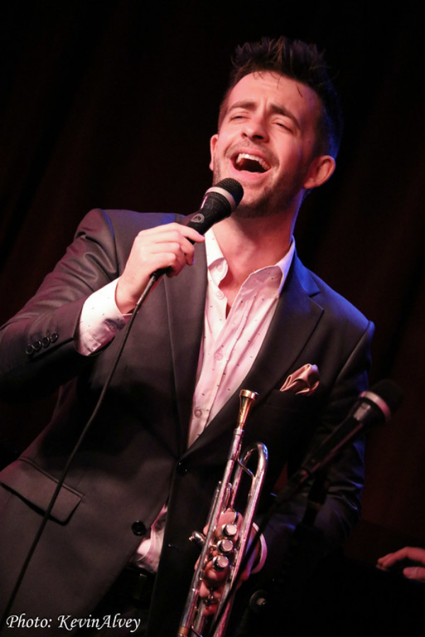 Photo Flash: Benny Benack III Returns to Birdland 