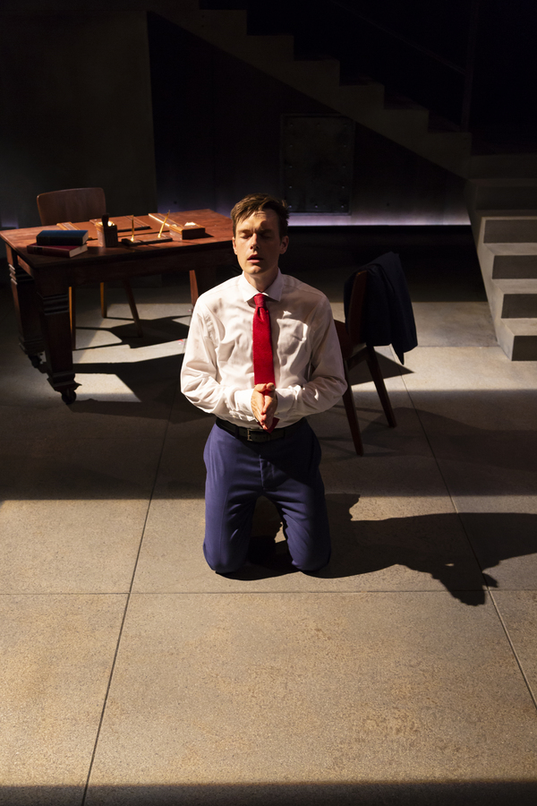 Photo Flash: First Look at The Acting Company's MEASURE FOR MEASURE Image