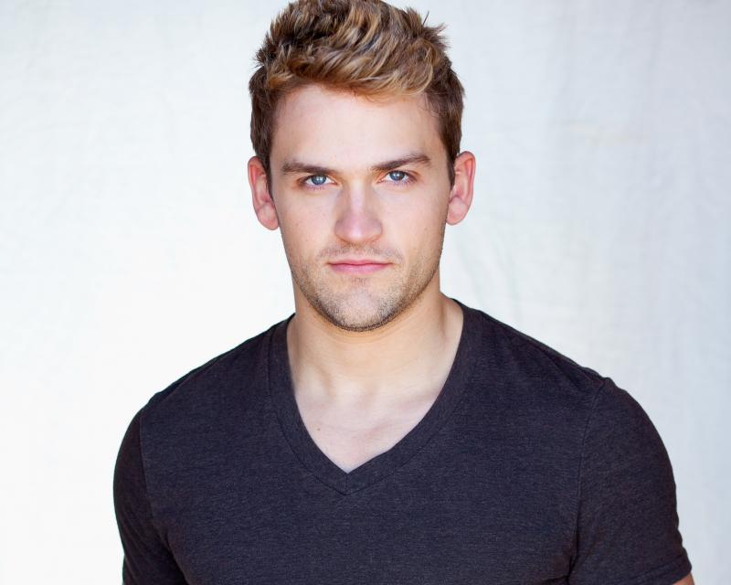VIDEO: Neil Haskell Performs 'Lift It Up' From SINGING REVOLUTION THE MUSICAL Image