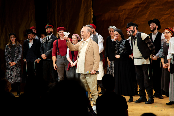 Joel Grey and the cast of FIDDLER ON THE ROOF Photo