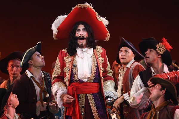 Photo Flash: Jenn Colella Stars In PETER PAN at Pittsburgh CLO Image