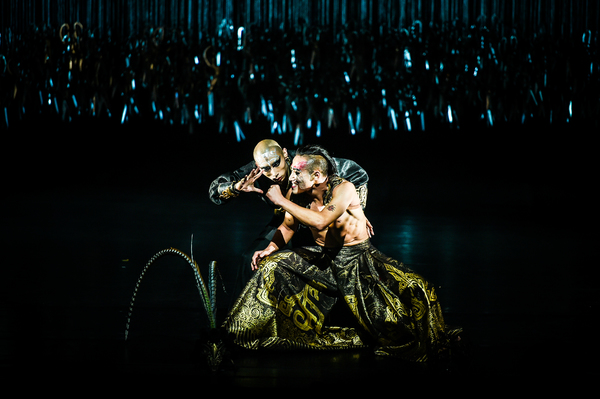 Photo Flash: Yang Liping Contemporary Dance Presents The World Premiere of UNDER SIEGE 