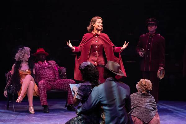 Photo Flash: GUYS AND DOLLS at Broadway at Music Circus Image