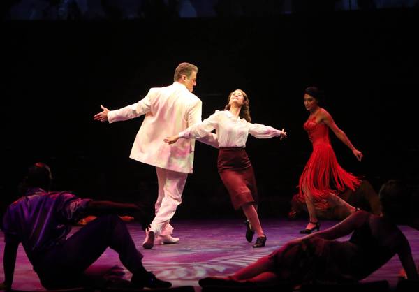 Photo Flash: GUYS AND DOLLS at Broadway at Music Circus Image