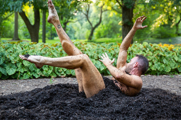 Review: ERYC TAYLOR DANCE'S Immersive EARTH Breaks New Ground at Brooklyn Botanic Gardens Image