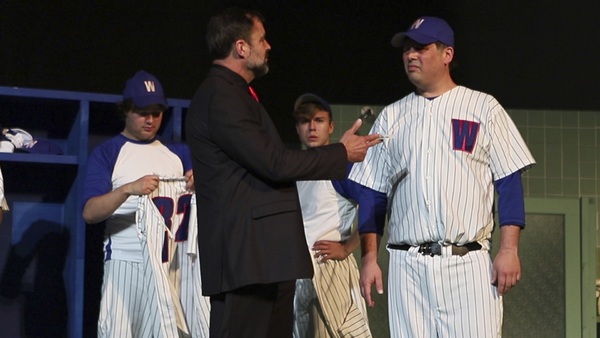 Photo Flash: Ellen Theatre Stages DAMN YANKEES Image