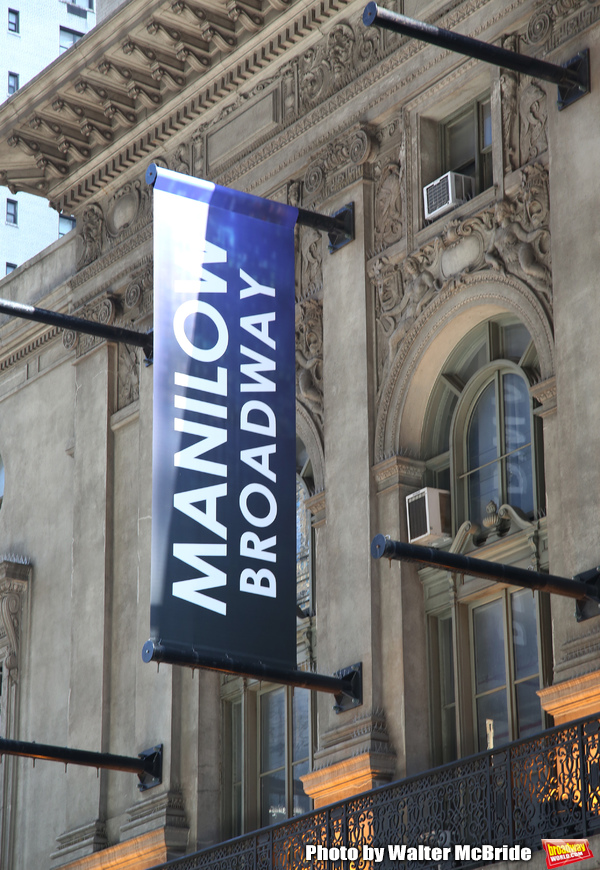 Up On The Marquee: MANILOW BROADWAY Image