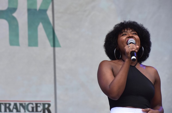 Photo Coverage: Ryann Redmond, Arielle Jacobs, and More Perform at Broadway in Bryant Park Image