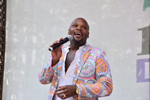 Photo Coverage: Ryann Redmond, Arielle Jacobs, and More Perform at Broadway in Bryant Park Image