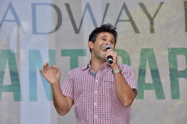 Photo Coverage: Ryann Redmond, Arielle Jacobs, and More Perform at Broadway in Bryant Park  Image