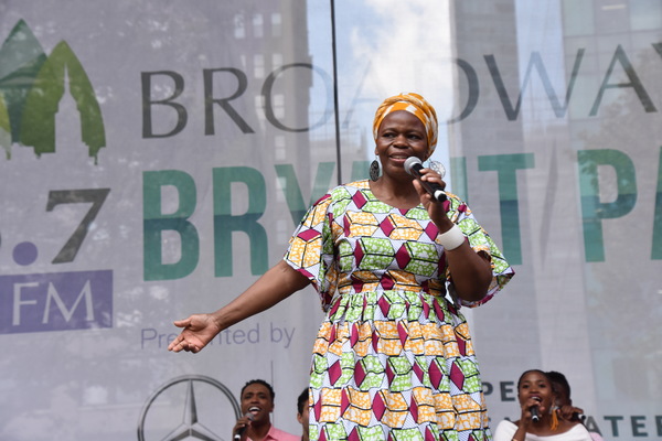 Photo Coverage: Ryann Redmond, Arielle Jacobs, and More Perform at Broadway in Bryant Park  Image