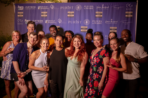 Carolyn Dorfman with BWW author and dance producer Cindy Sibilsky (both center) and t Photo