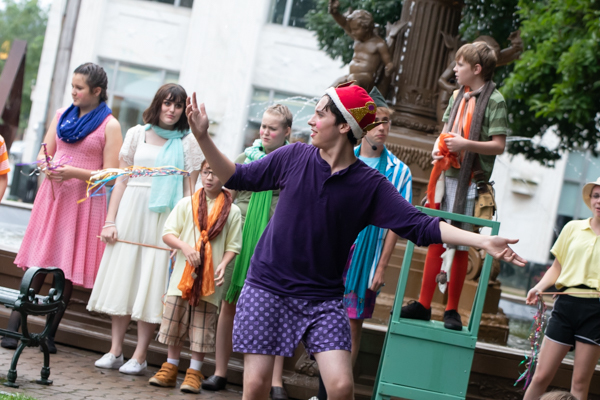 Photo Coverage: The Lancaster Playhouse Presents MY EMPERORS NEW CLOTHES by Larry Shue Image