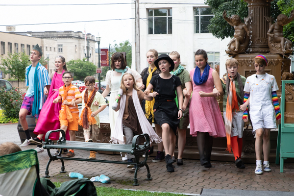 Photo Coverage: The Lancaster Playhouse Presents MY EMPERORS NEW CLOTHES by Larry Shue Image