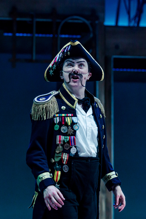 Photo Flash: First Look at MR. GUM AND THE DANCING BEAR at the National Theatre Image